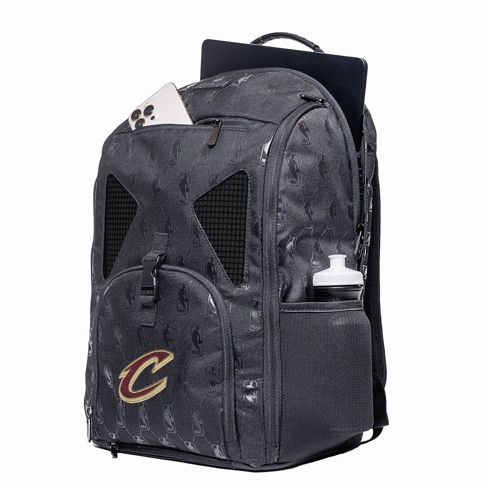 CLEVELAND CAVALIERS - NBA ROAD TRIP TECH BACKPACK - POINT 3 Basketball